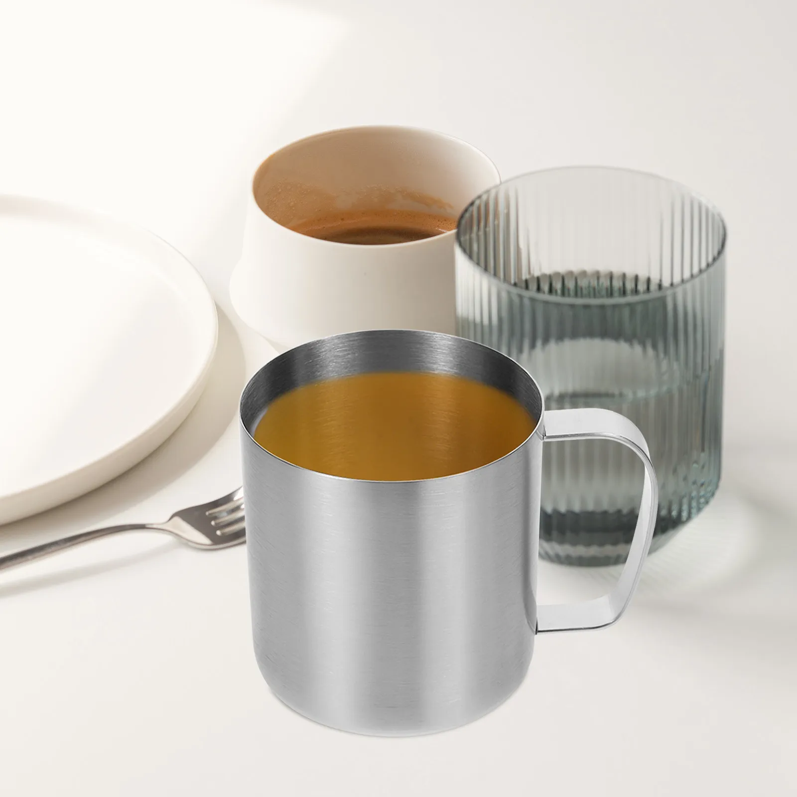 

Кружка для пива из нержавеющей стали 304, 480 мл, с гладкими закругленными углами, прочной ручкой и удобным захватом для пива, вина и напитков