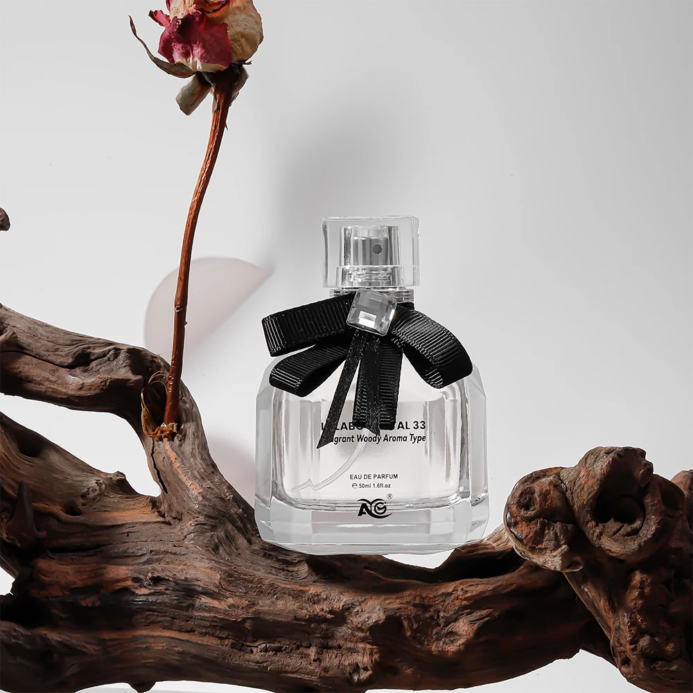 

Special Price Sandalwood 33 Woody Scented Perfume for Men and Women Long-Lasting Fragrance Unisex Perfume 50ml Eau de Parfum