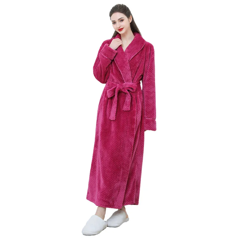 New Solid Color Autumn and Winter Coral Fleece Women\'s Nightgown Long and Thick Couple\'s Sleepwear Women\'s Plus Fleece Bathrobe