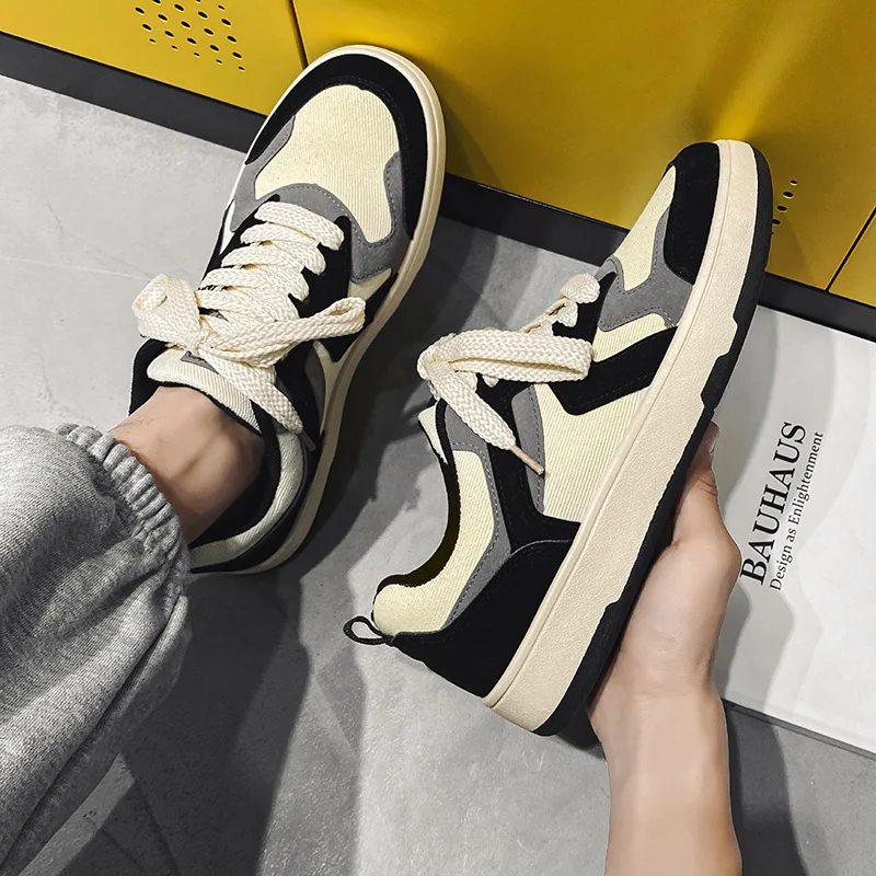 

Men's Canvas Shoes Spring 2025 New Korean Style Trendy Student Flat Shoes Anti-slip Casual Low Help Shoes Versatile Breathable