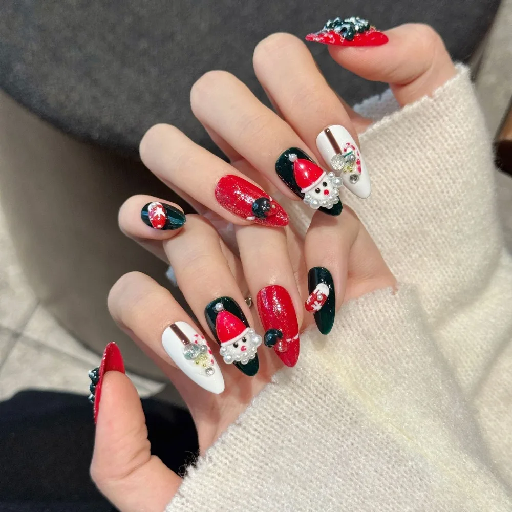 10 Pieces Christmas Tree Santa Claus Vibe Sensation Handmade Press On Nails Candy Cane Christmas Stocking Art Fake Nails