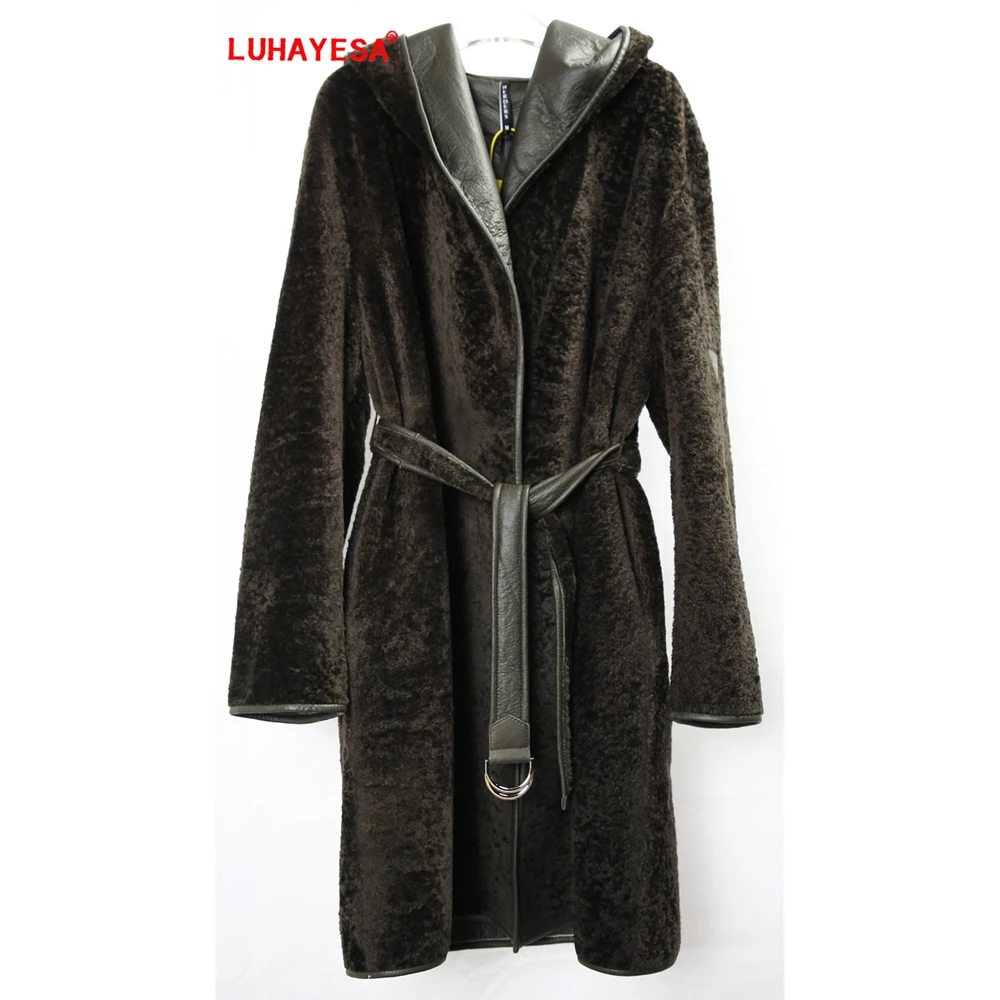 

2023 New Women Hooded Lamb Fur Shearling Clothes Winter Slim Long Real Fur Coats