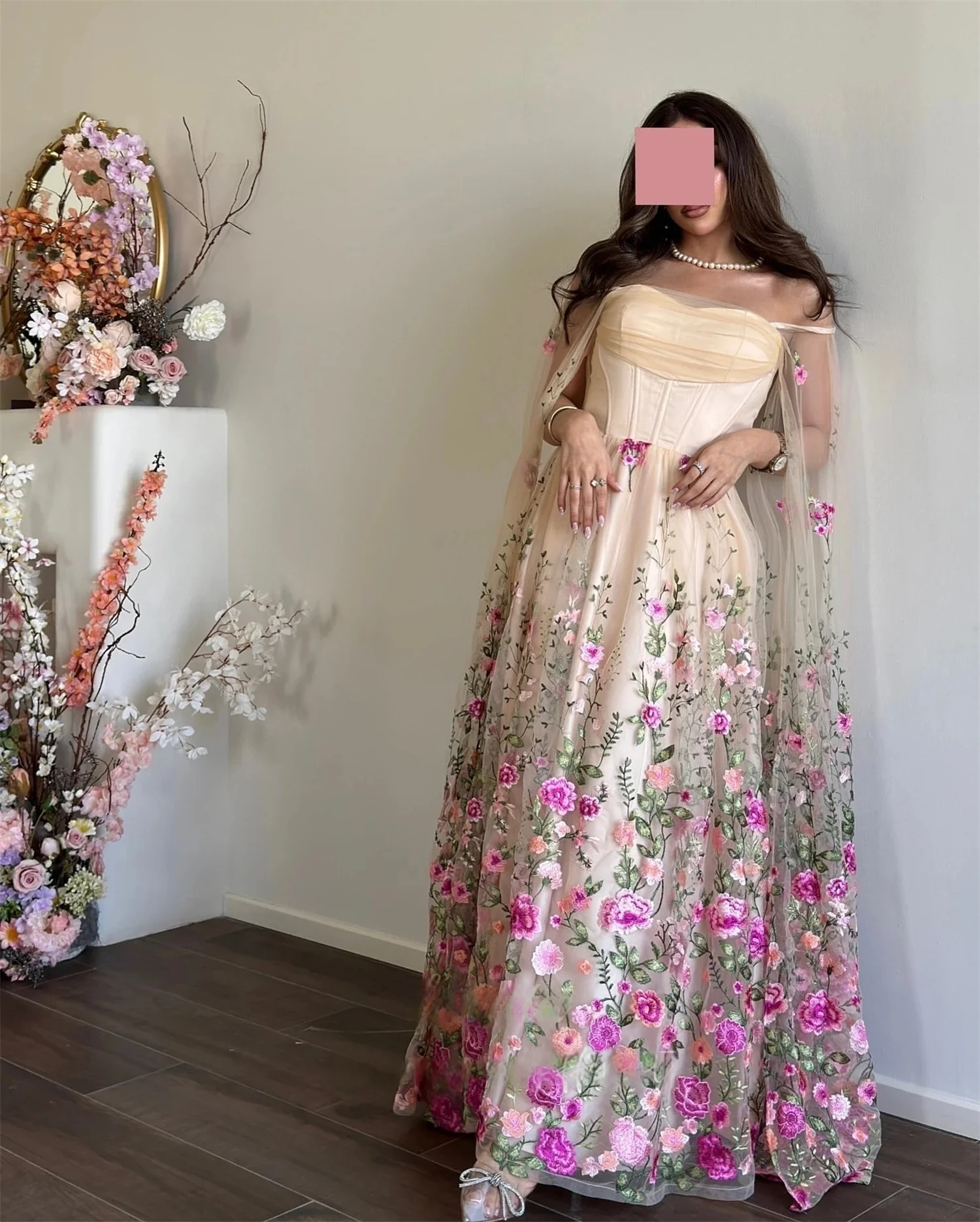 

Champagne Floral Lace Long Bespoke Occasion Gown Evening Dresses Prom Pastrol Unisex Jersey Retro Dubai Saudi Arabic Customized