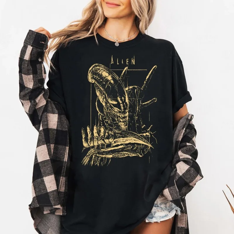 Alien Sci-fi Horror T-shirt: Women's T-shirt for Movie Fans, Summer New Style Suitable for Both Men and Women