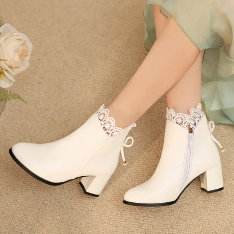 

2025 Winter New Ethnic Pink White Women Ankle Boots Round Toe Med Heel Lady Dress Shoes Plus Small Big Size 43