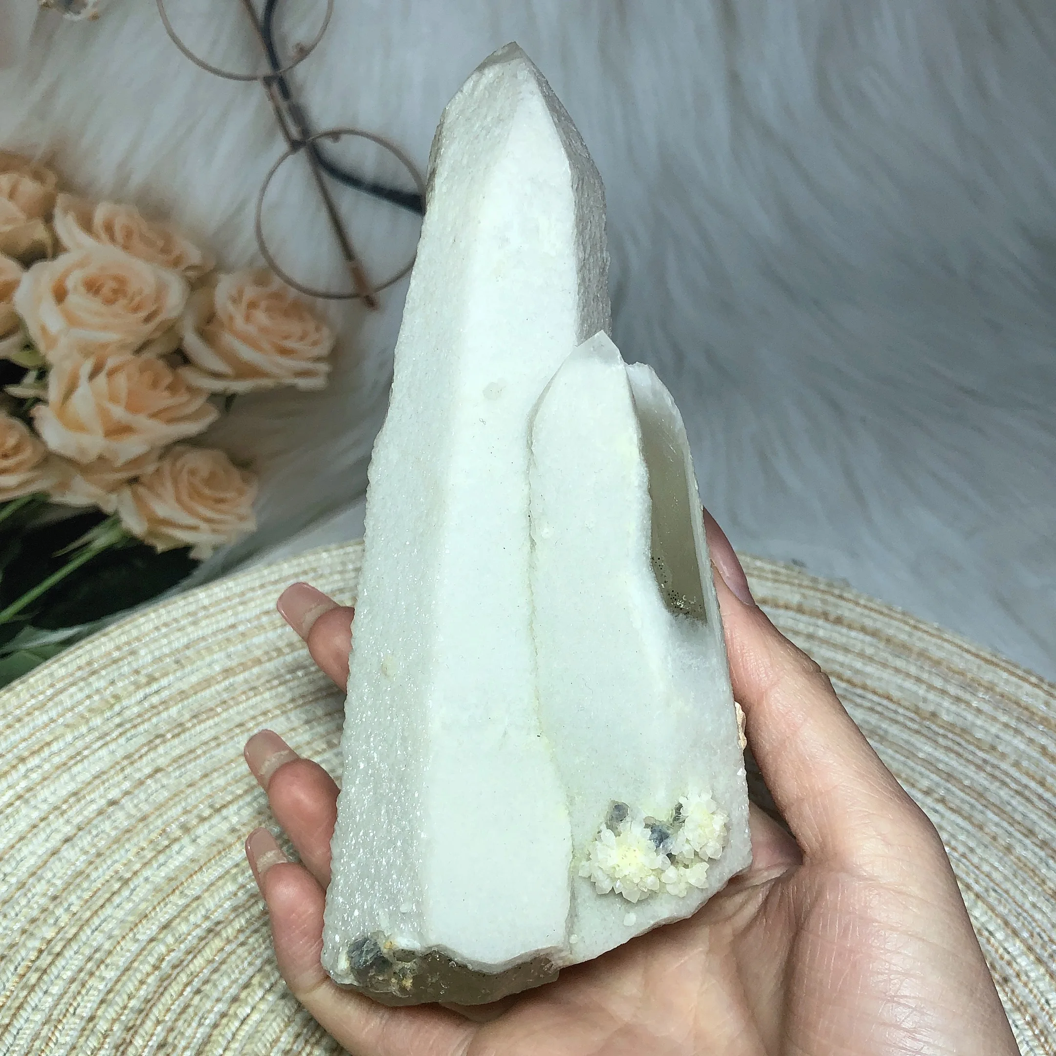 Natural Crystals Candle Clear Quartz Raw Stone Specimen Reiki Healing High Quality Room Decor Mineral Energy Gift Ornament