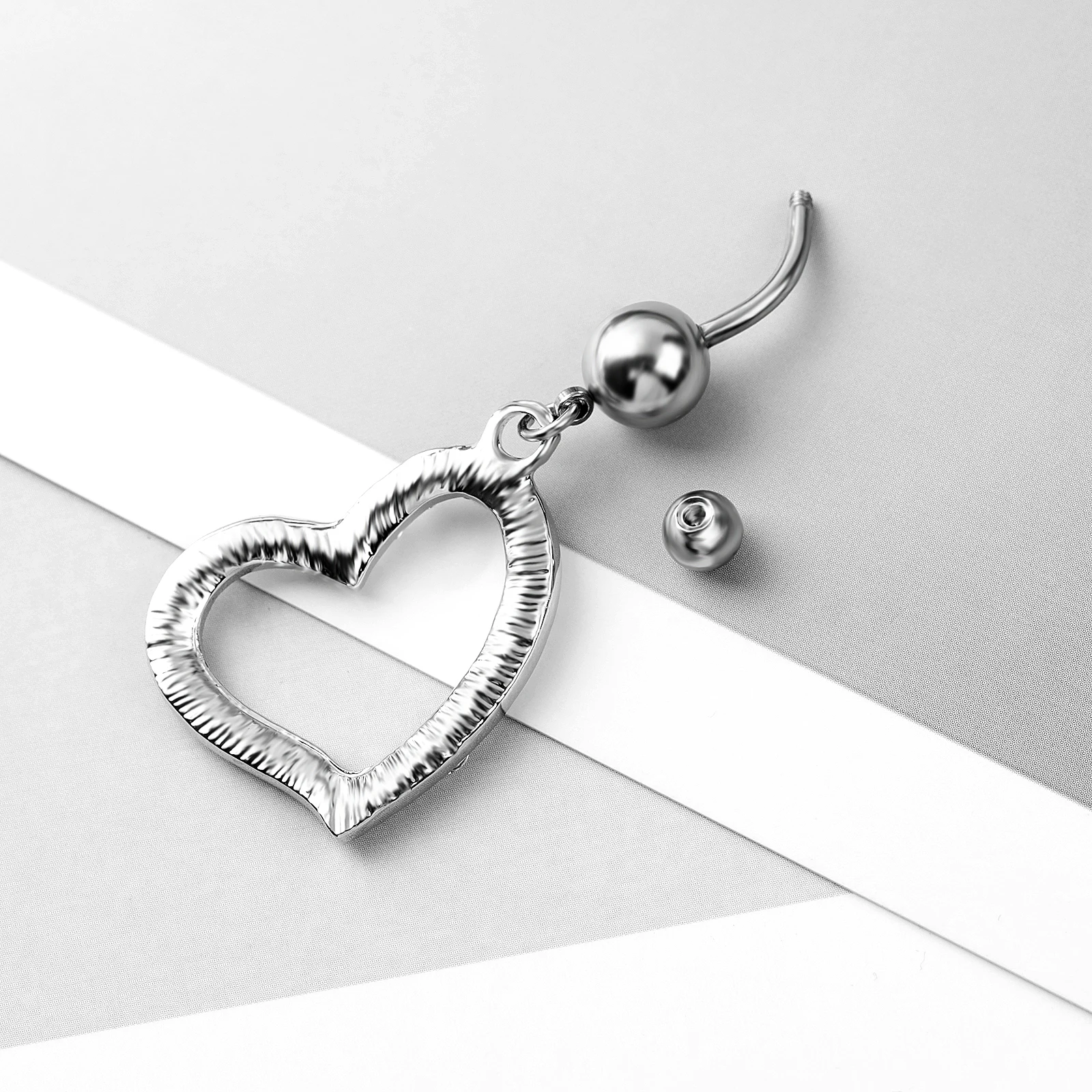 1PC Stainless Steel Belly Buttorn Piering Diamond Inlaid Love Belly Ring Creative Peach Heart Piercing Jewelry for Women