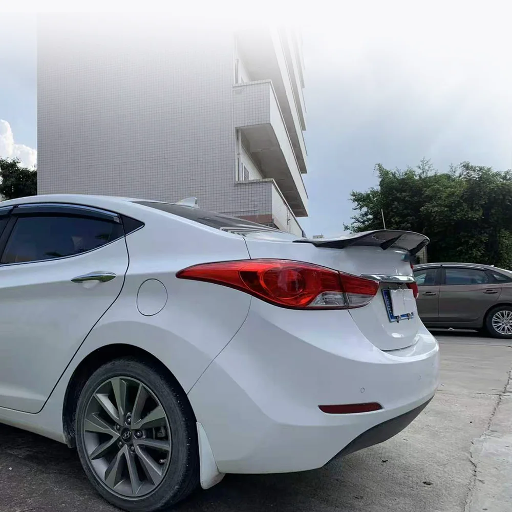 

Suitable for 12-16 Elantra sedan spoilers, mudguards, rear tailgate, exterior components, rear spoilers, ABS material R-type
