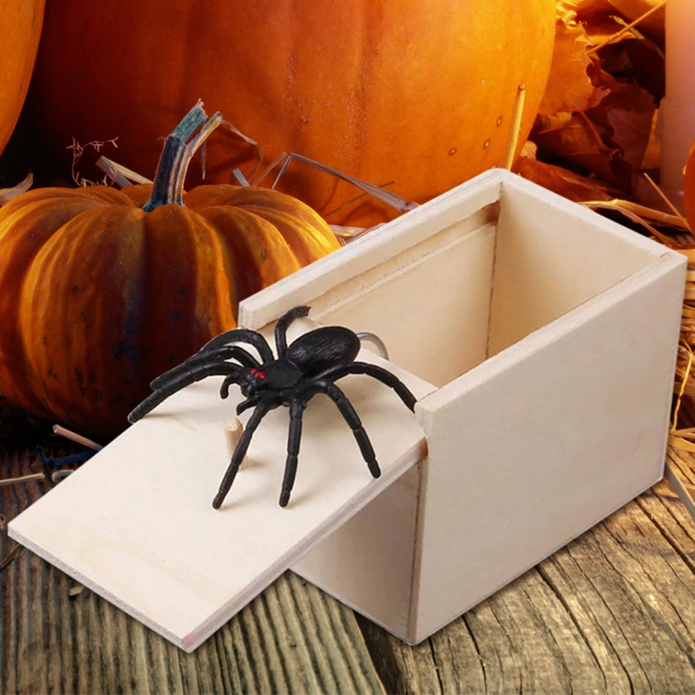 Wooden Trick Box Funny Halloween Party Spider Scare Prank Box Toy Kids Friend Funny Play Game Gift Surprise Box Party Supplies