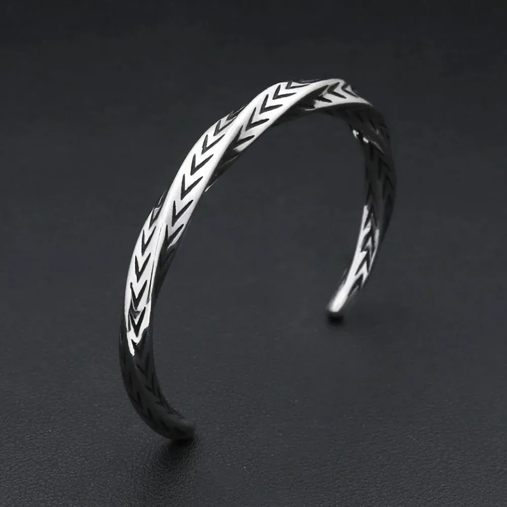 Retro Twisted Mobius Engraved Arrow Bracelet Stainless Steel Punk Hip Hop Opening Bracelet Party Trend Jewelry Gift For Men