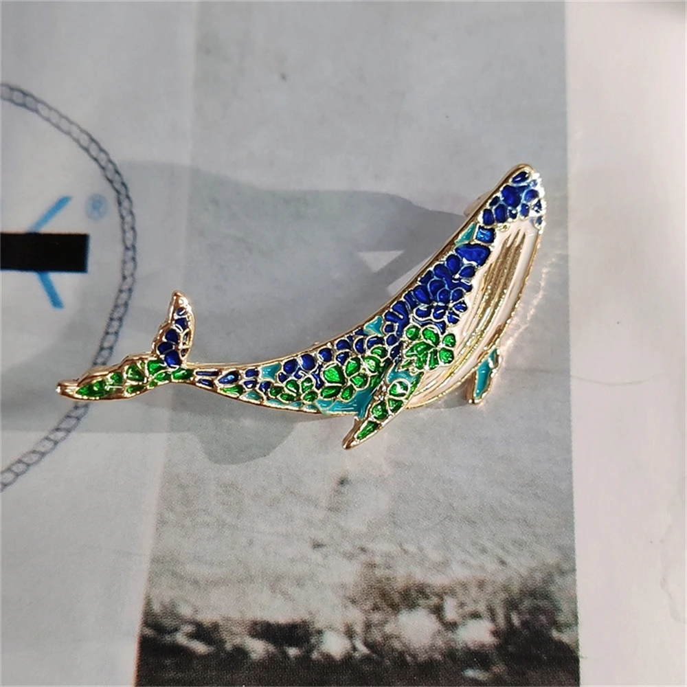 Vintage Enamel Whale Brooches For Women Luxury Designer Dolphin Sea Fish Animal Brooch Elegant Clothes Suit Jewelry Accessories