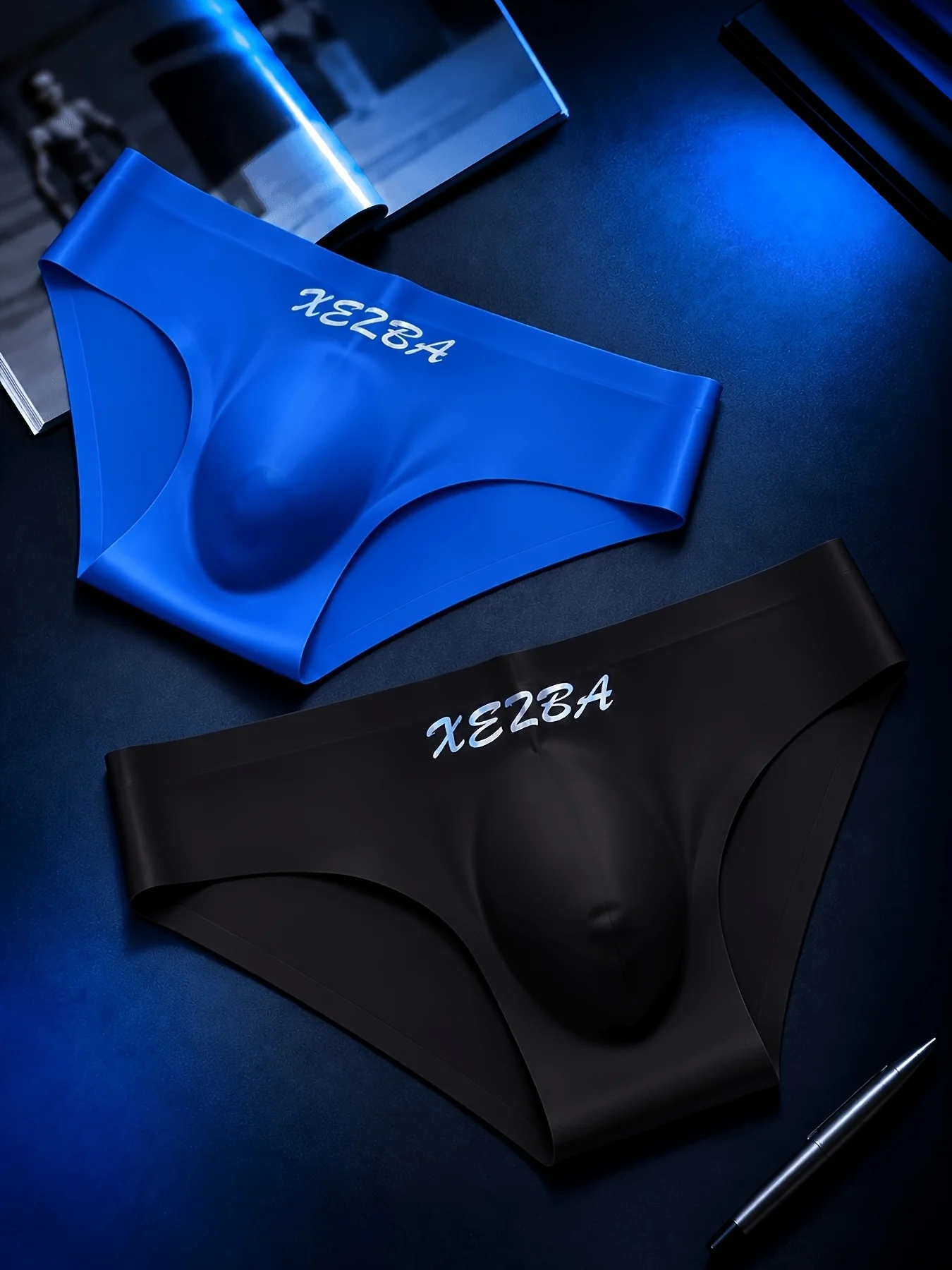 1-Piece Set of Men's Seamless Triangle Underwear, Black, Blue, Comfortable and Seamless Fabric, Laser Reflective Logo, Fashionab