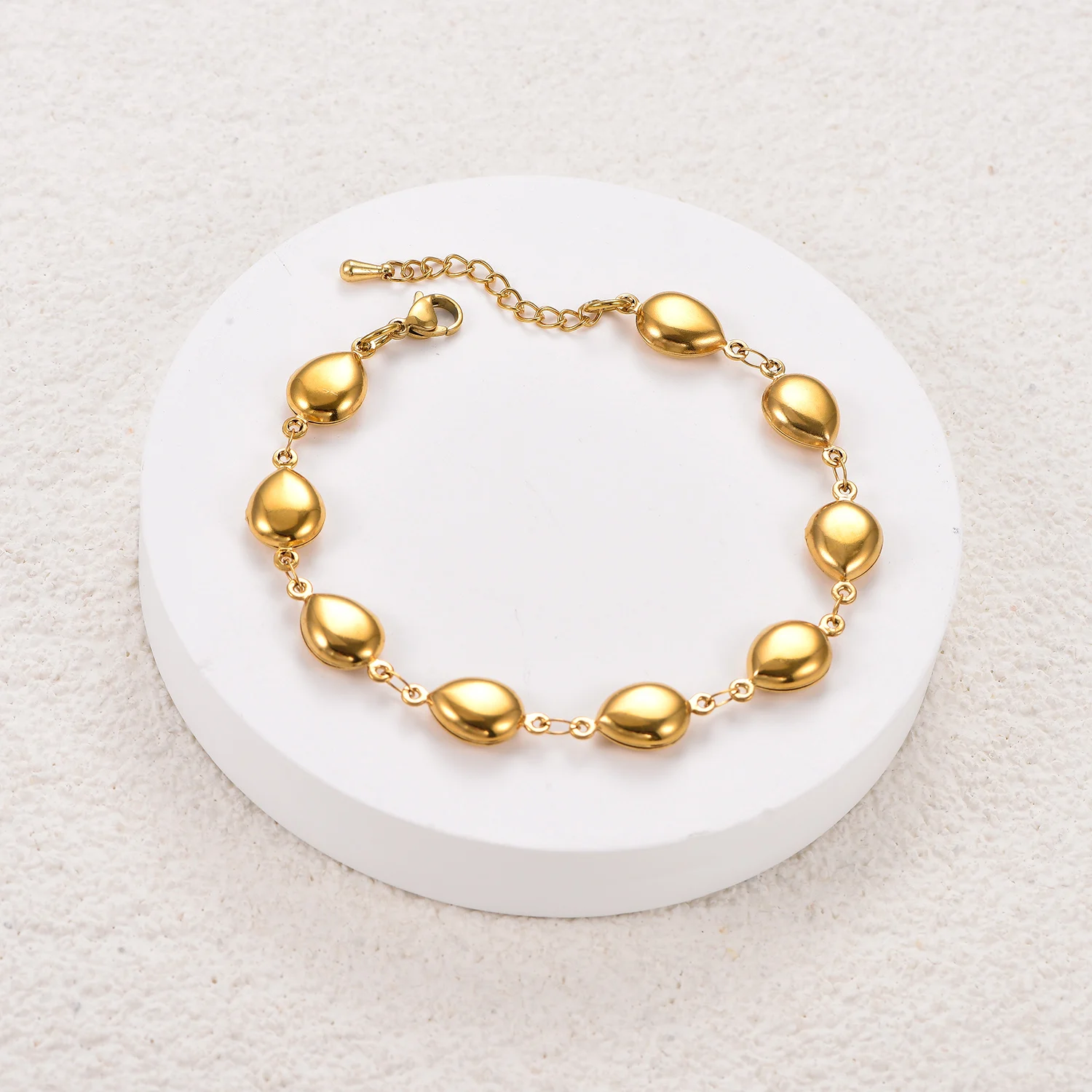Kreatives Personalisiertes Rundes Armband aus Edelstahl, Wasserdichtes Fußkettchen, Modischer Trendschmuck für Frauen – Detail 3