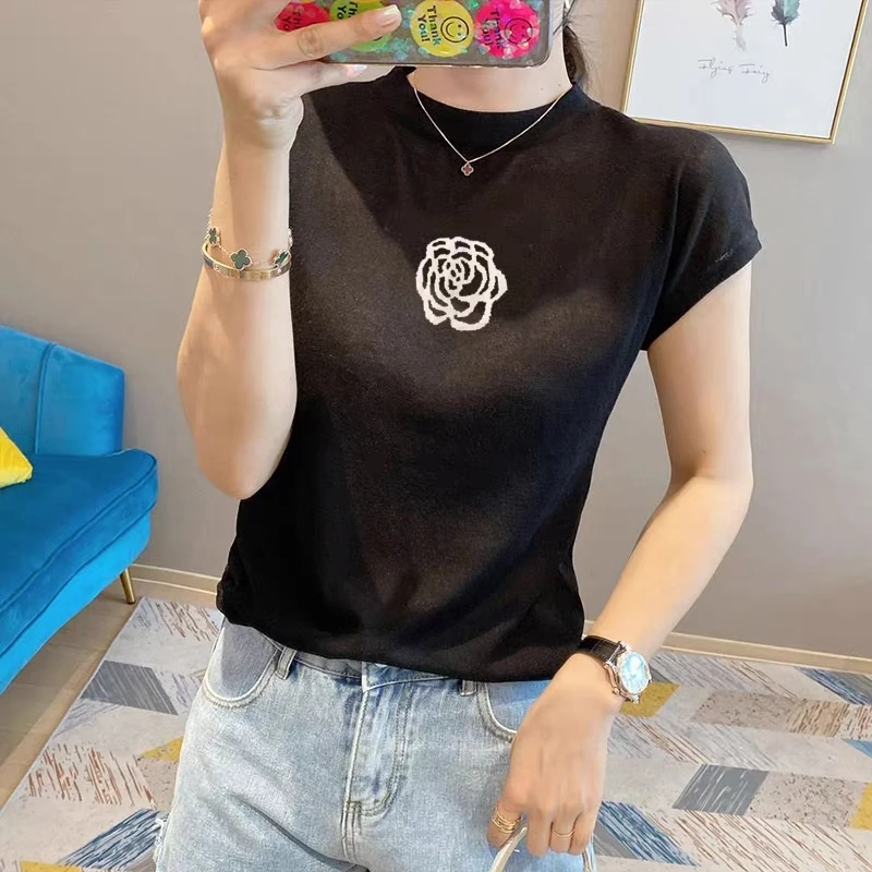 Summer Women's Ice Silk Casual Round Neck Short Sleeve Flower Pattern Knitted Sweater