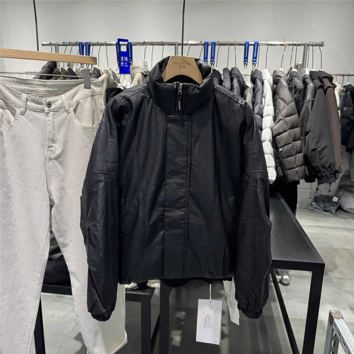 

Men's ort Stand Collar down Jaet American Trend Outdoor Windproof Warm White Du down Leather Coat Winter Faion Outerwear