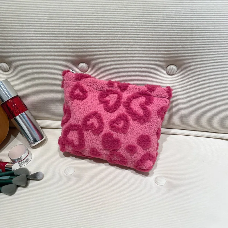 Sweet Heart Jacquard Women's Travel Clutch Storage Bag Portable Female Wash Make Up Bags Cute Ladies Soft Plush Cosmetic Bags