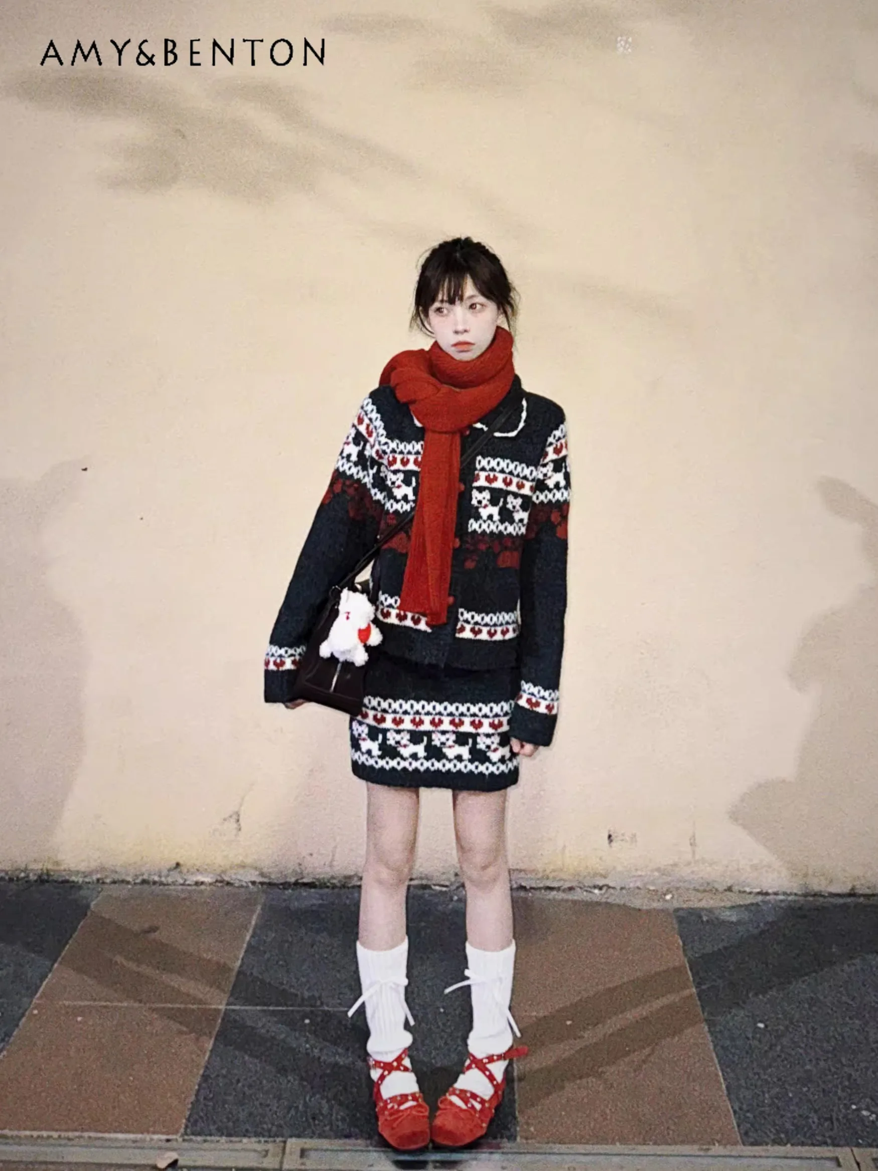 

2025 Autumn Winter New Puppy Jacquard Black Knitted Cardigan Sweater Women's Vintage High Waist Skirt Two-Piece Set