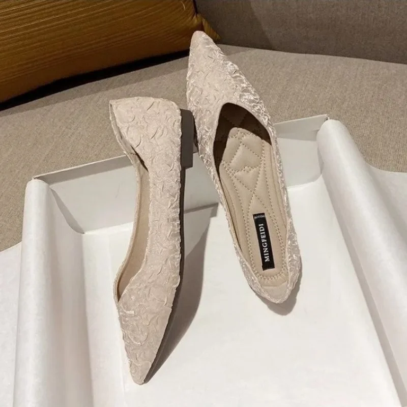 Casual Korean Style Woman Flats Non Slip Shoes For Women Young Social Hot Trendy Luxury Brand Summer 2024 Wholesale Low Price