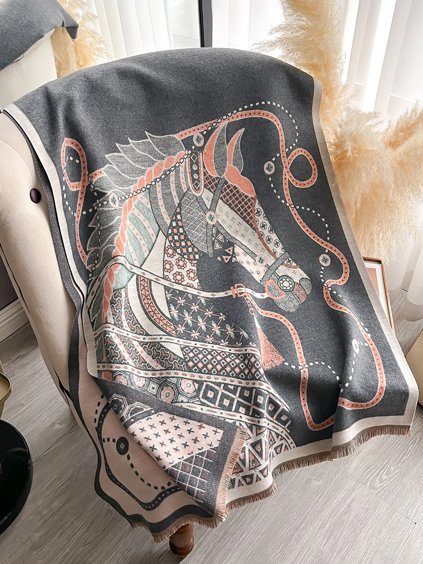 Eleganter Pashmina-Schal mit Pferdemuster für Damen, luxuriöser Kaschmir-Schal, dick, warm, Herbst- und Winterdecke, Stola, langes Design – Detail 19