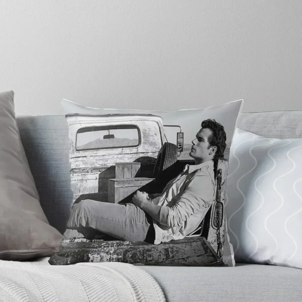 כרית זריקה של הנרי קאוויל, כרית ישיבה לחג המולד