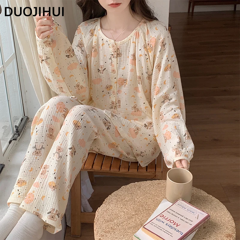 DUOJIHUI-Conjunto de pijamas con estampado bonito para mujer, ropa de dormir clásica de 3 colores, a la moda, con cuello redondo, holgada e informal, para el hogar, novedad de otoño