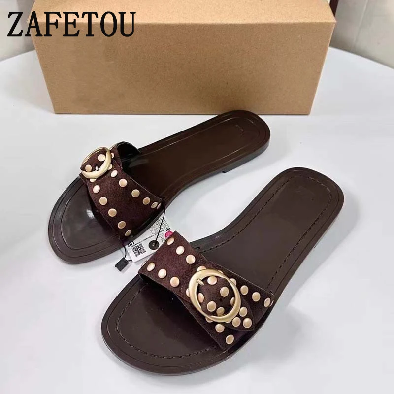 Zafetou Flat Bottomed Shoes Women 2024 New Products Round Head Exposed Toe Belt Buckle Rivet Women's Sandals