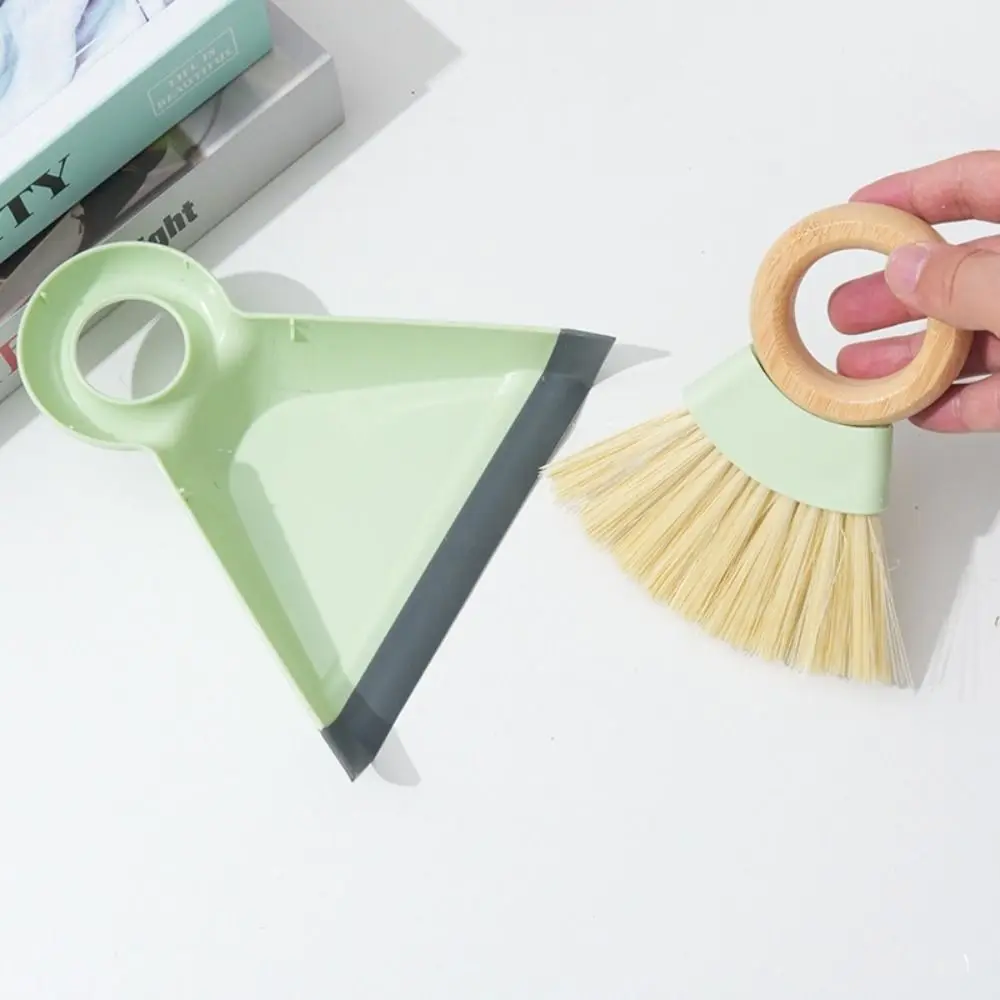 

Soft Brush Mini Broom Dustpan Set Hanging Wooden Handle Desktop Broom Brushes Household Cleaning Plastic
