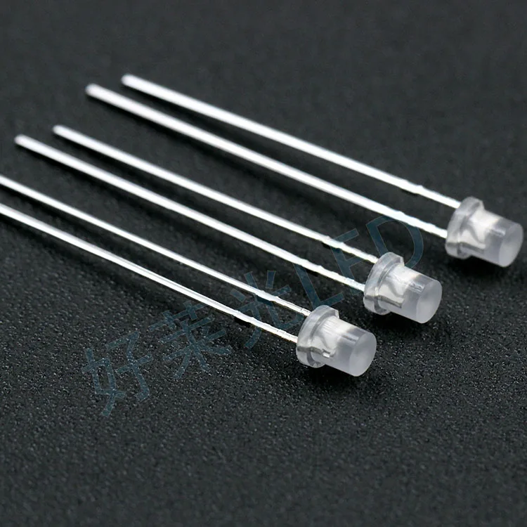 1000 pz/lotto F3/3mm Testa Piatta Lente Foggy Gamba Lunga con Bordo Bianco Verde Smeraldo Rosso DIP LED Diodo Emettitore di Luce