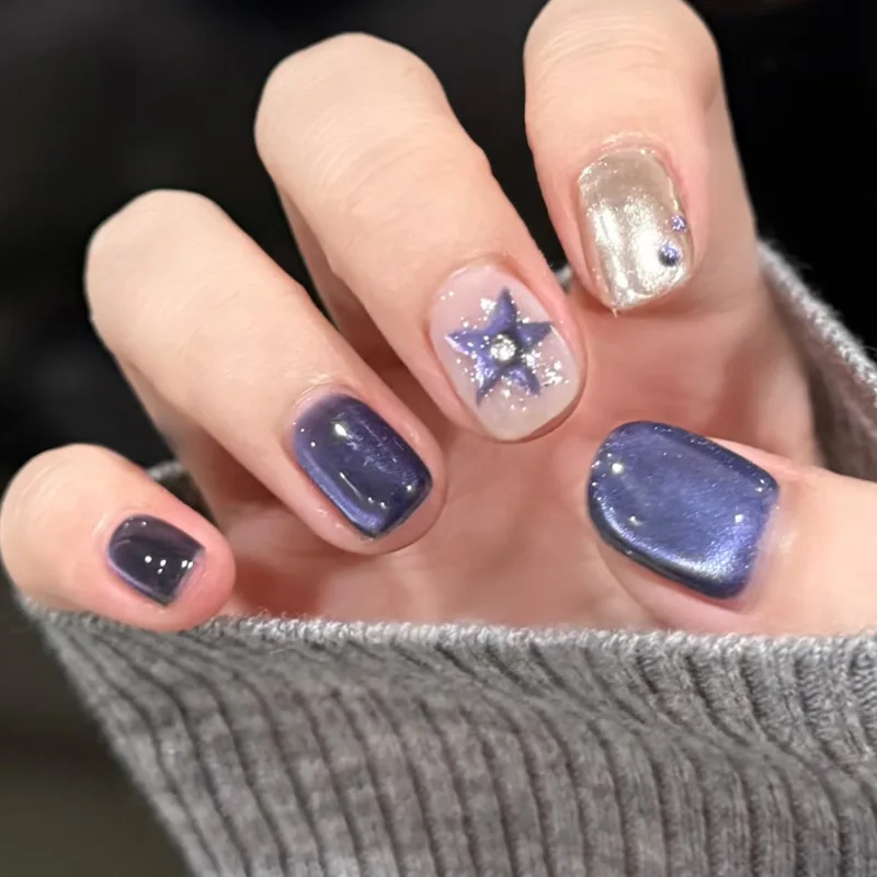

24PCS Dark Purple Cat Eye Short Square False Nails Shiny Star Sweet Cool Fake Nails for Spice Girls Autumn Winter Wearable Nails