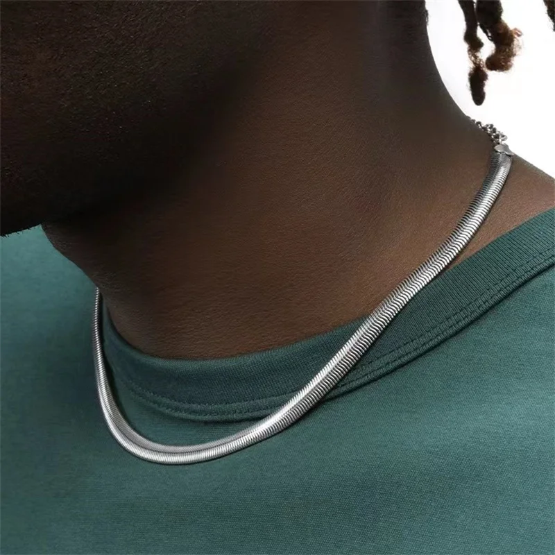 5mm Stahlfarbene Edelstahl-Flachschlangenkette Halskette für Männer, Einfacher Choker, Hip-Hop-Schmuck, Accessoires für Frauen – Detail 3