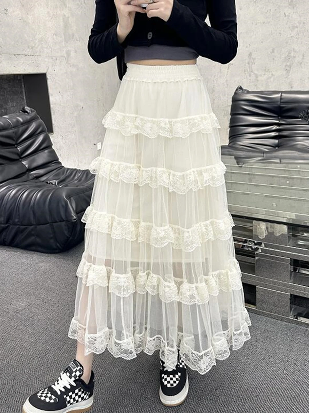 

2024 New Spring Autumn Women High Waist Slim Long Skirt High Quality Sweet Lace Mesh Patchwork Ruffles Cake Skirt 3 Colors