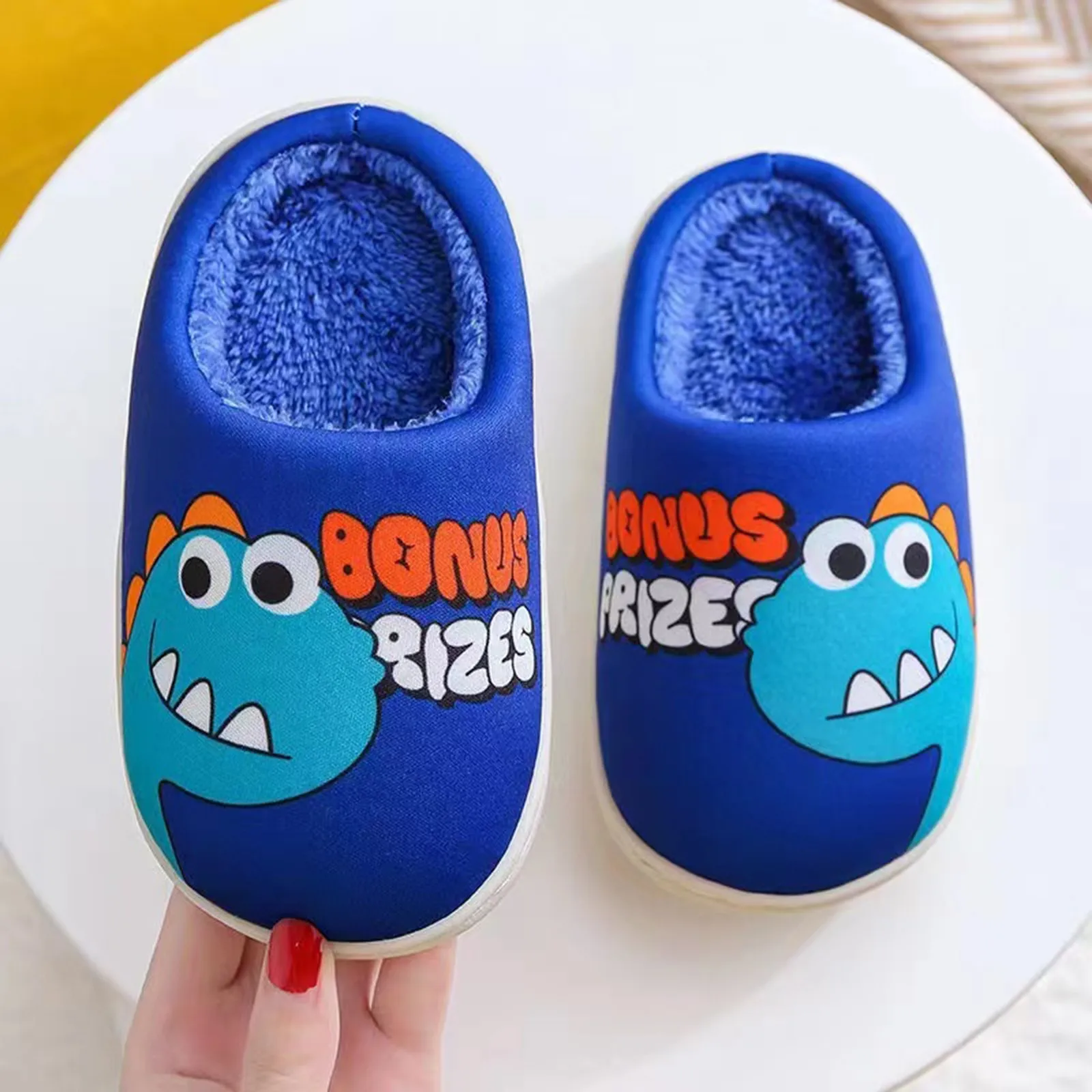 Winter Children‘s Slippers 2023 New Kids Slippers Dinosaur Warm Plush Indoor Autumn Non-Slip Soft Plush Slipper For Boys Girls