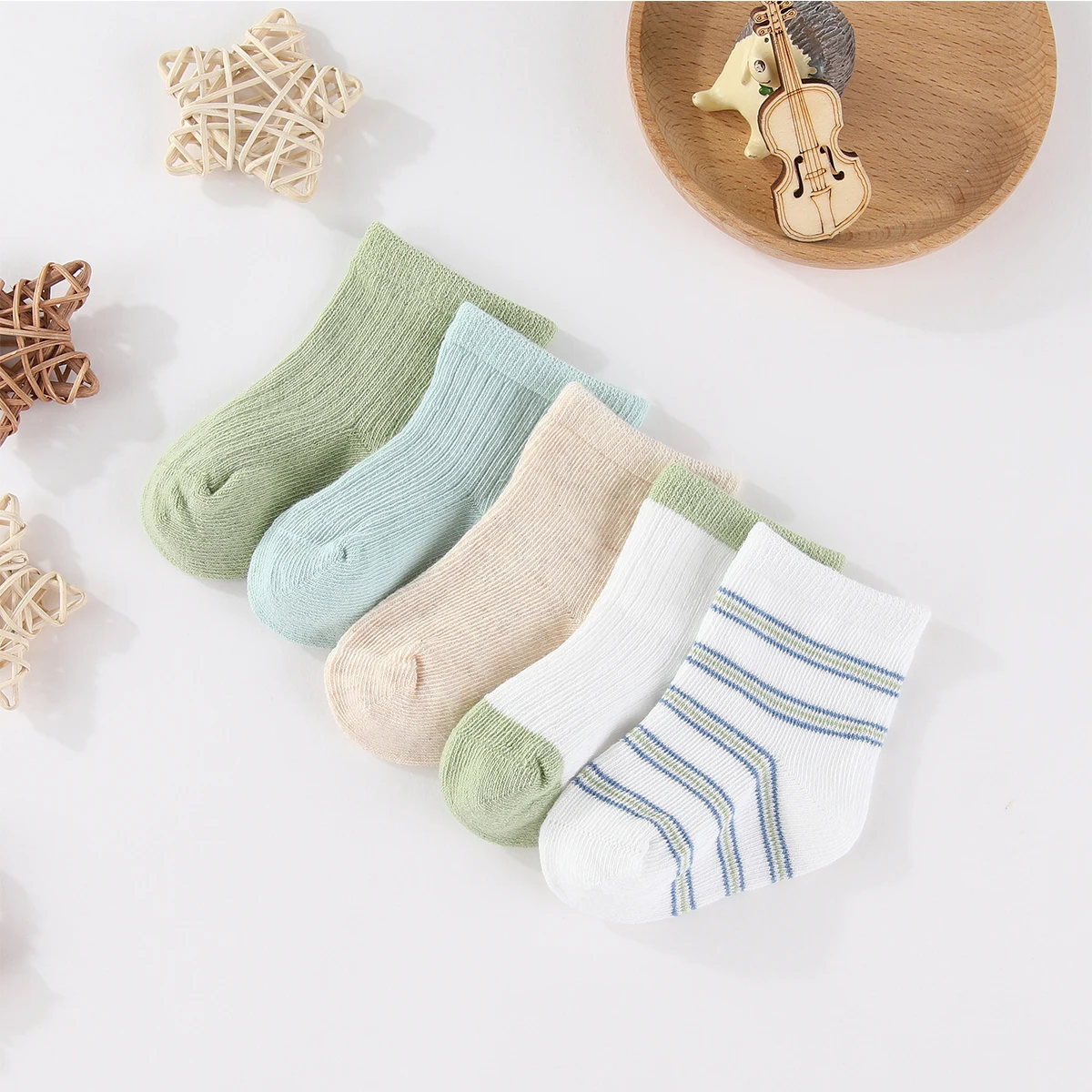 5 أزواج من جوارب Kiddiezoom لحديثي الولادة من الأولاد والبنات منتصف العجل من القطن الناعم القابل للتنفس ملحقات الرضع للفصول الأربعة 0-12 متر