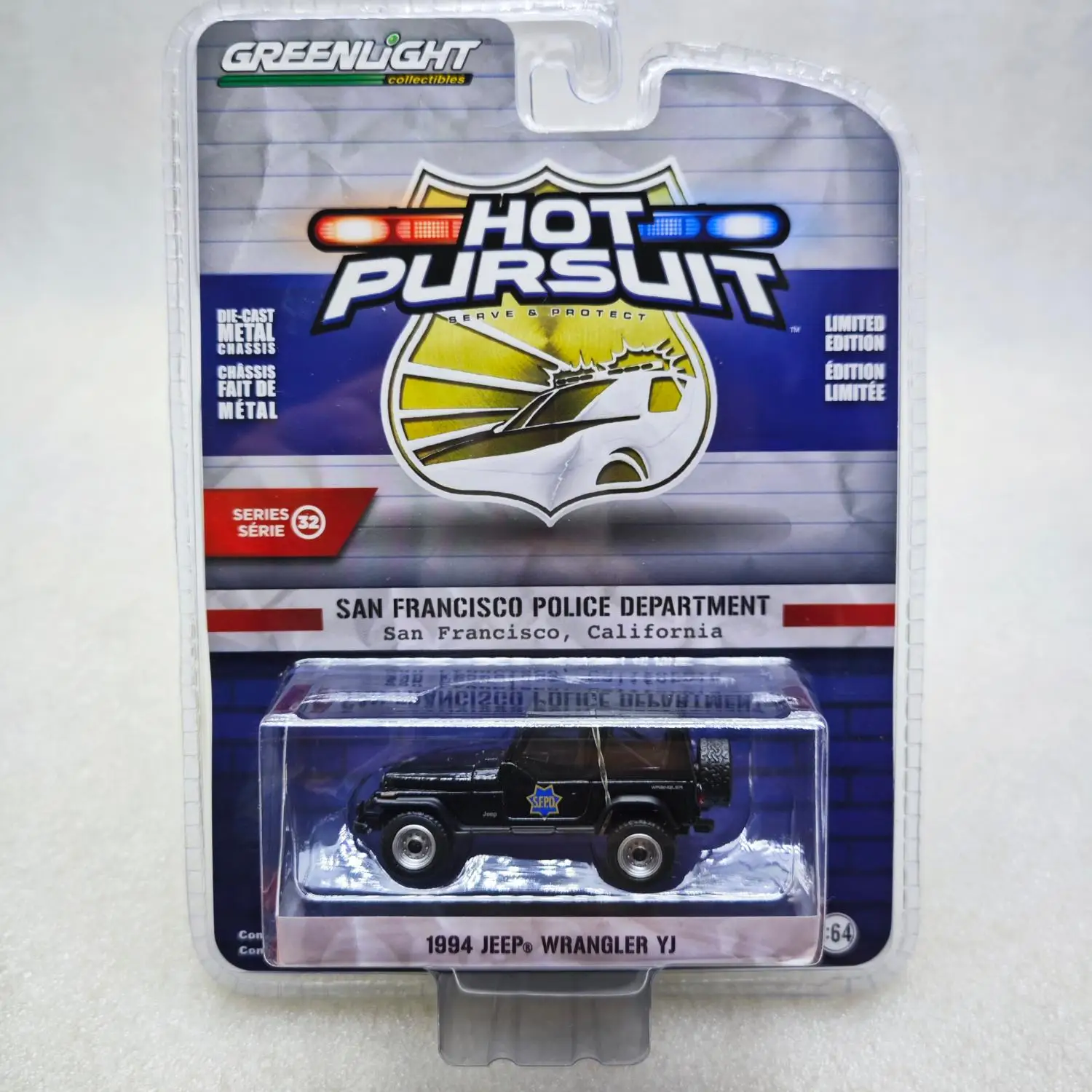 

1: 64 GreenLight 1994 Jeep Wrangler YJ Heat Tracking Jeep Wrangler Alloy Model Collection Ornament Gift