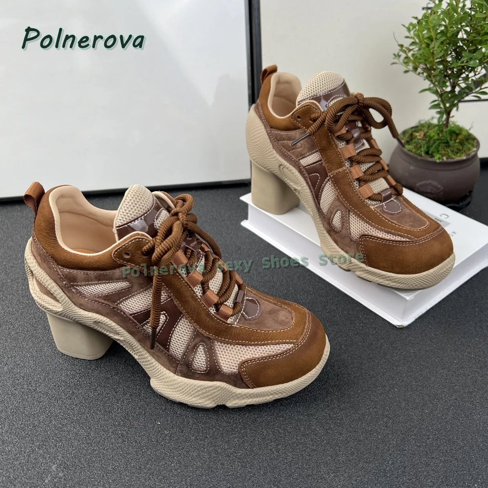 أحذية رياضية متقاطعة بألوان مختلطة ومقدمة مستديرة لزيادة الارتفاع من القماش الشبكي للنساء أحذية منصة كلاسيكية غير رسمية موضة خريف 2025