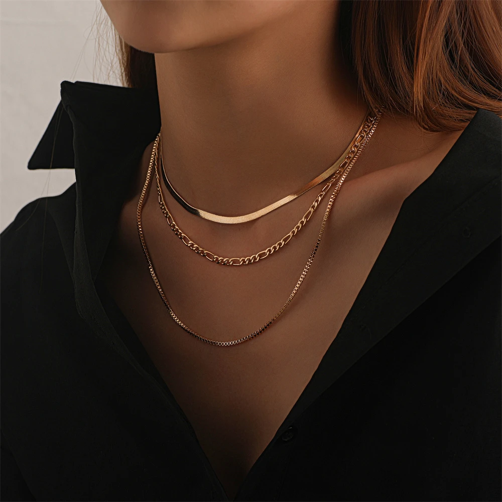 Conjunto de collar de cadena de serpiente giratoria de cristal geométrico multinivel para mujer, joyería de placa de plata chapada en oro, moda