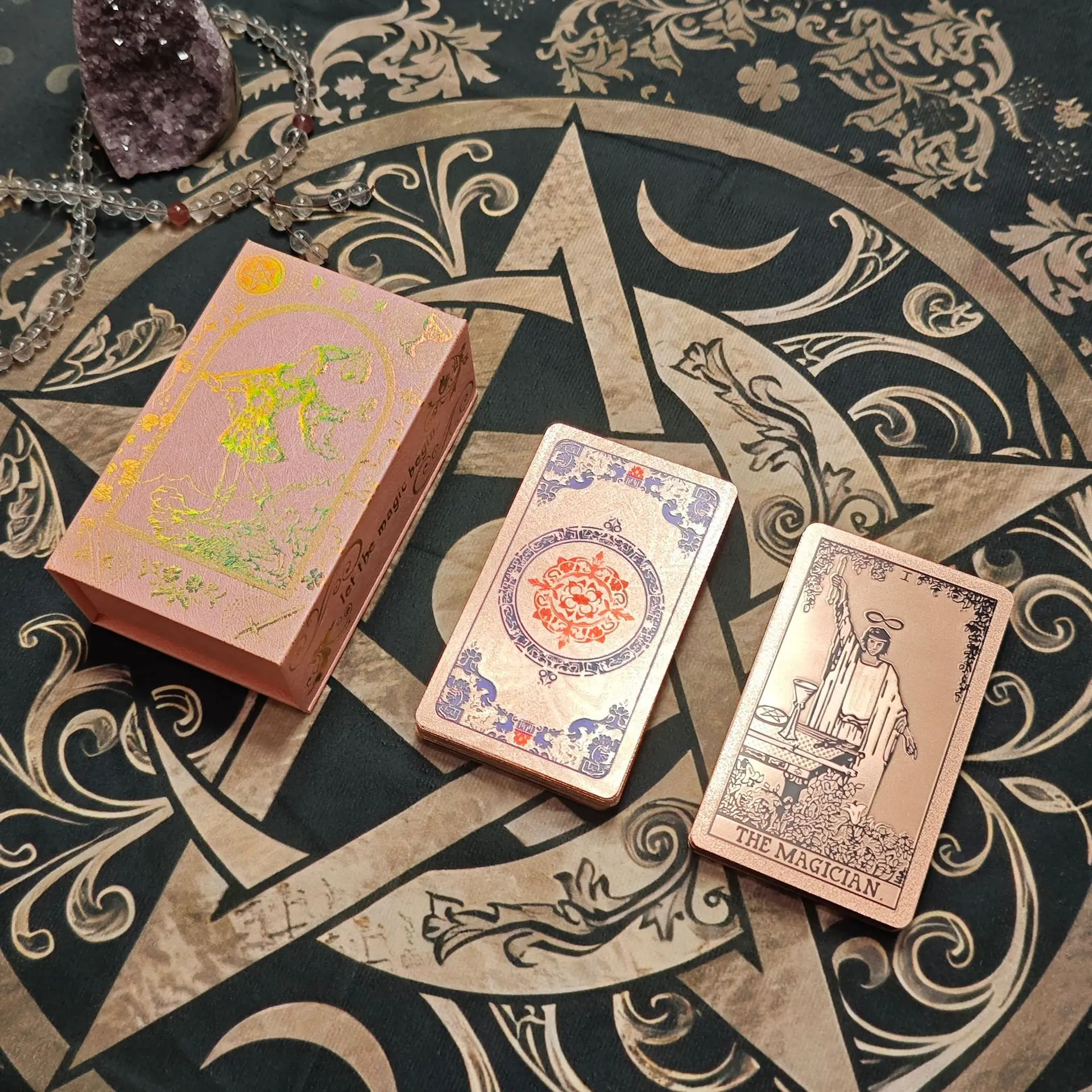 

Gold Foil Rose Pink Tarot Cards Waterproof Plastic Oracle Deck Mysterious Divination Board Game Cards