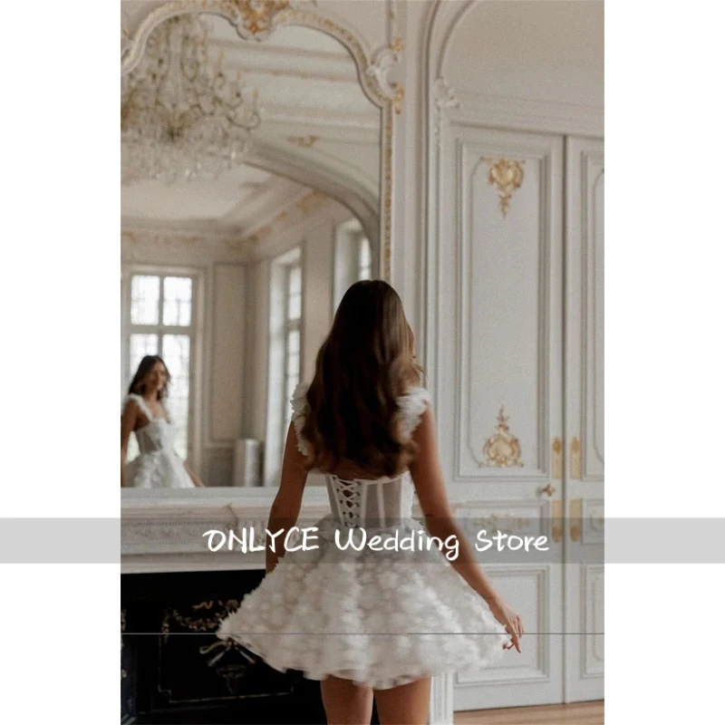 Customized 3D Lace Exquisite Spaghetti Straps Mini Wedding Dress Short Stunning Bridal Dress for a Unique and Trendy Style