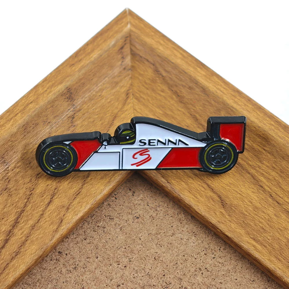 Ayrton Senna Brooch Retro Cartoon Racing Car Metal Badge Historical Figures Periphery Enamel Pin Racing Enthusiast Accessory Gif