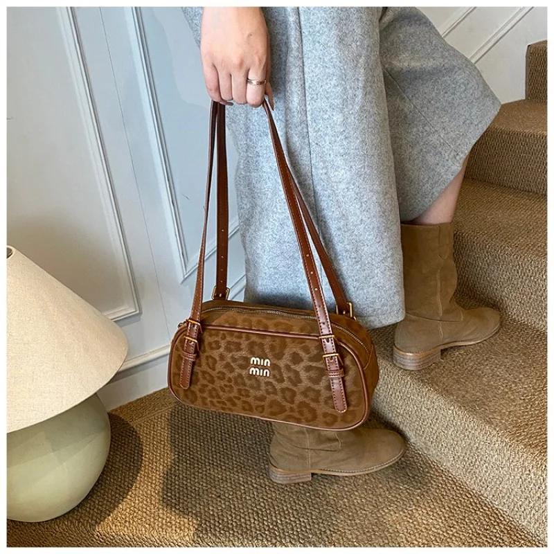 

Luxury Women's Crossbody-Bag Made Of Forest-Printed Leather Featuring Elegant Trendy Spacious Daily Modern Look​