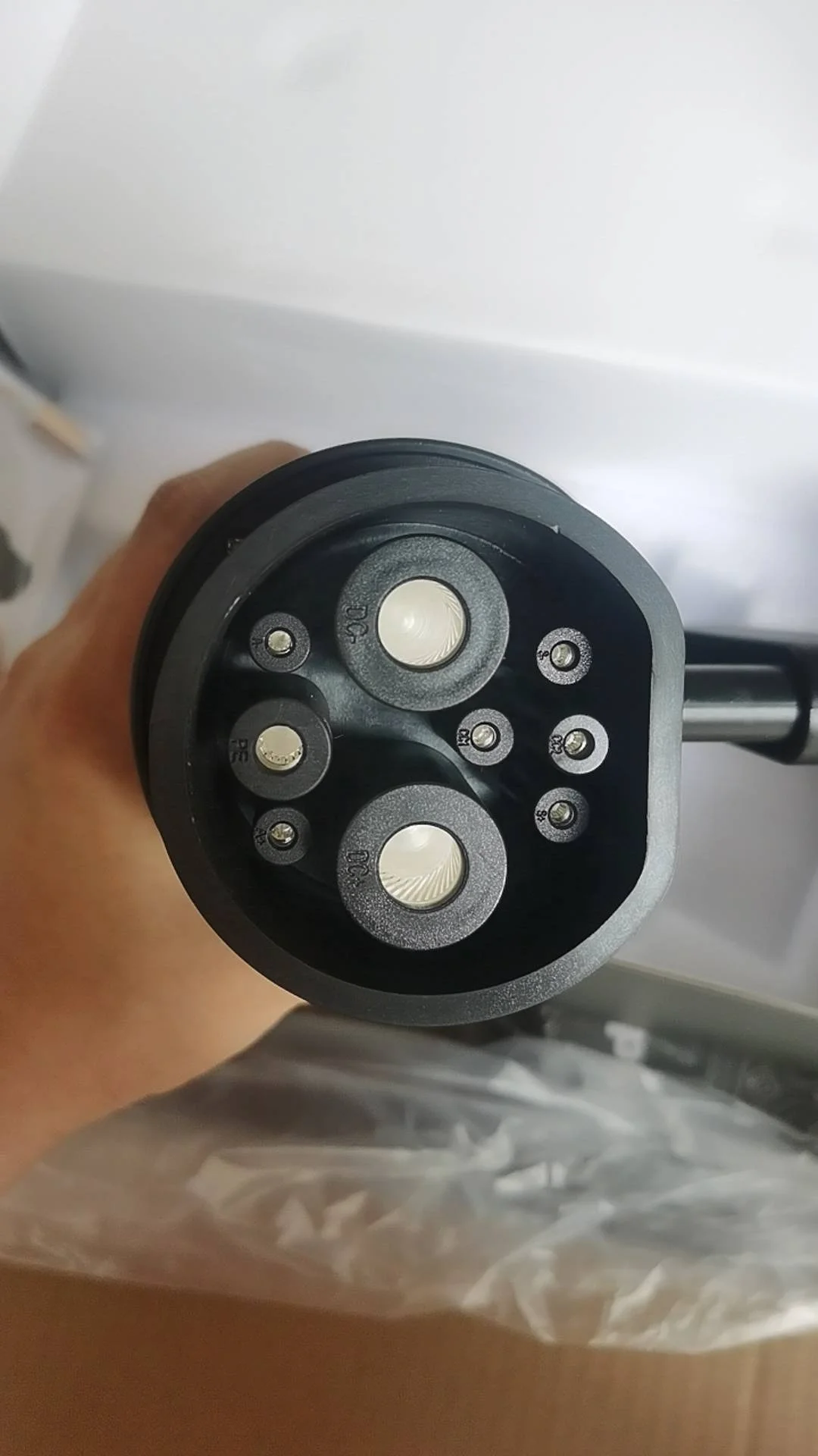 EV Fast Charging Factory Price Plug 200A DC EV Charger Connector GBT To CCS2 Adapter