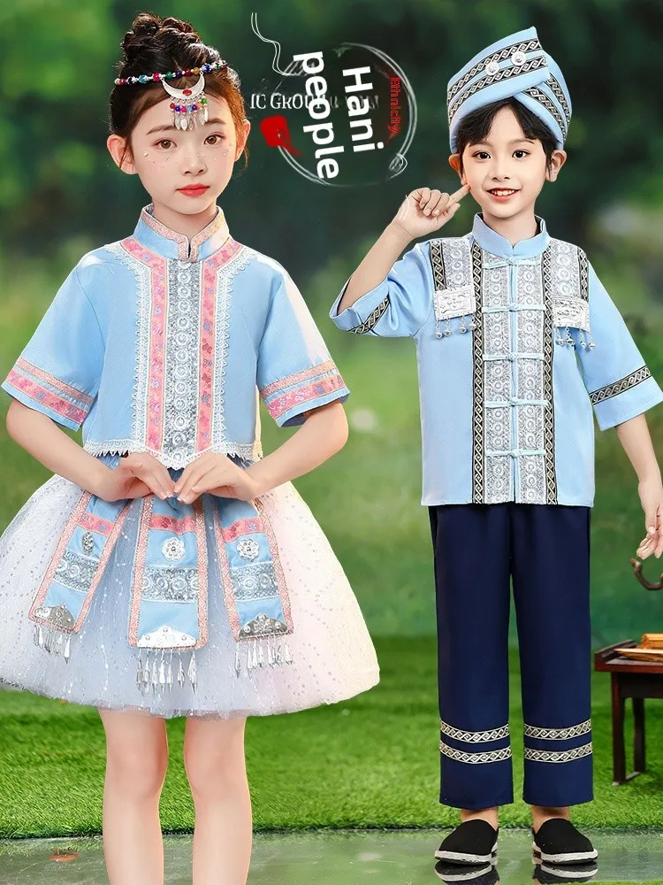 

Red Mountain Fruit Performance Clothes for Children Ethnic Boy Girl Tai Children's Festival Costumes Polyester Material