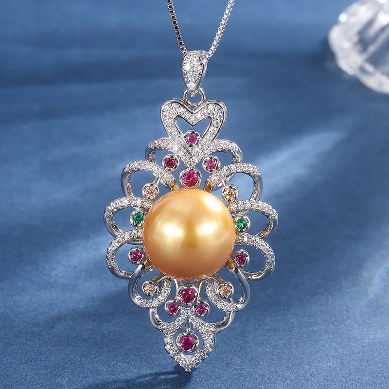Pendant Diamond-Studded Gold Pearl Necklace Jewelry Accessory