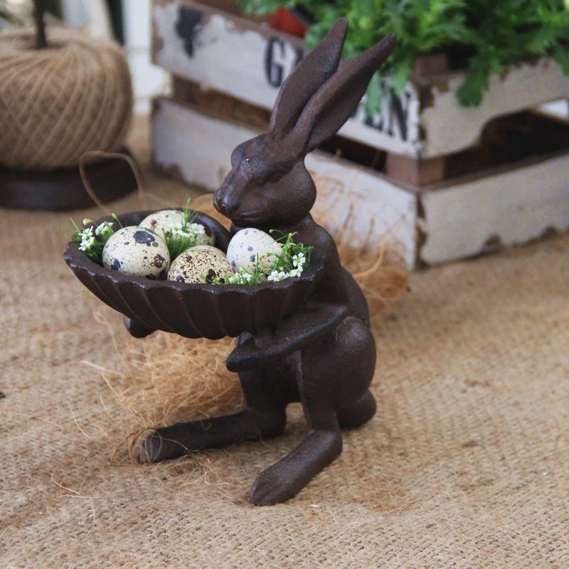 

Farmhouse Rustic Cast Iron Rabbit Bird Feeder For Home Garden Decoration Handmade Standing Animal Figurines Storage Plate Tray