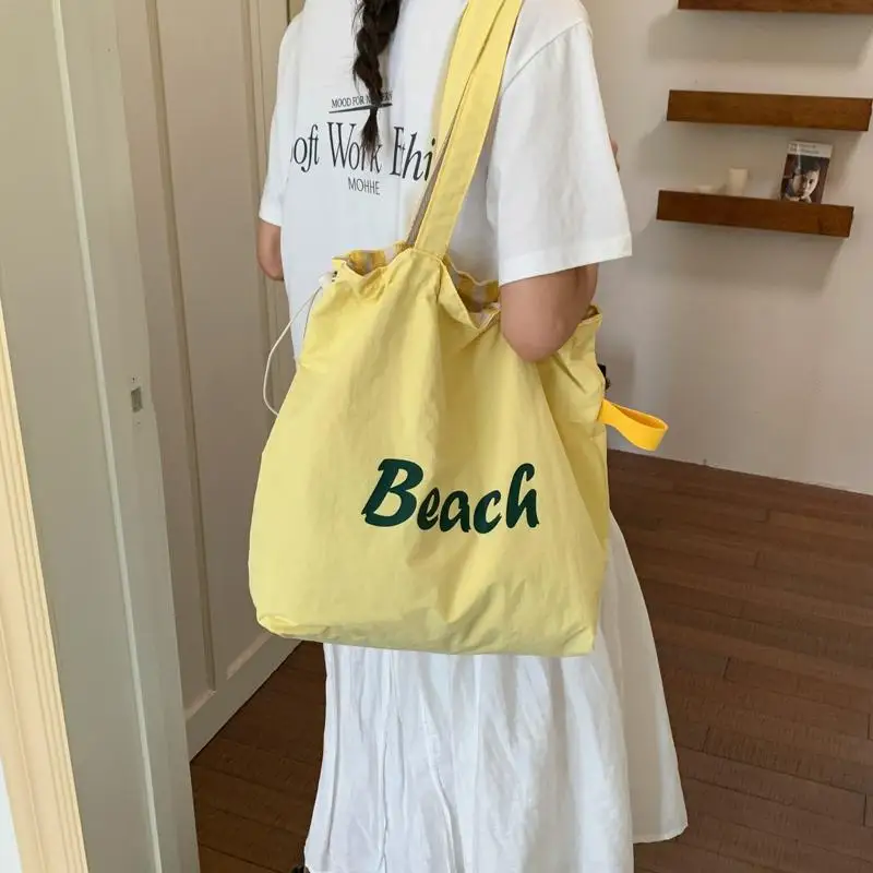 Lightweight Canvas Tote Bag Large Capacity Handheld Shoulder Bag for Students Universal Women's Bag Casual Style Summer New