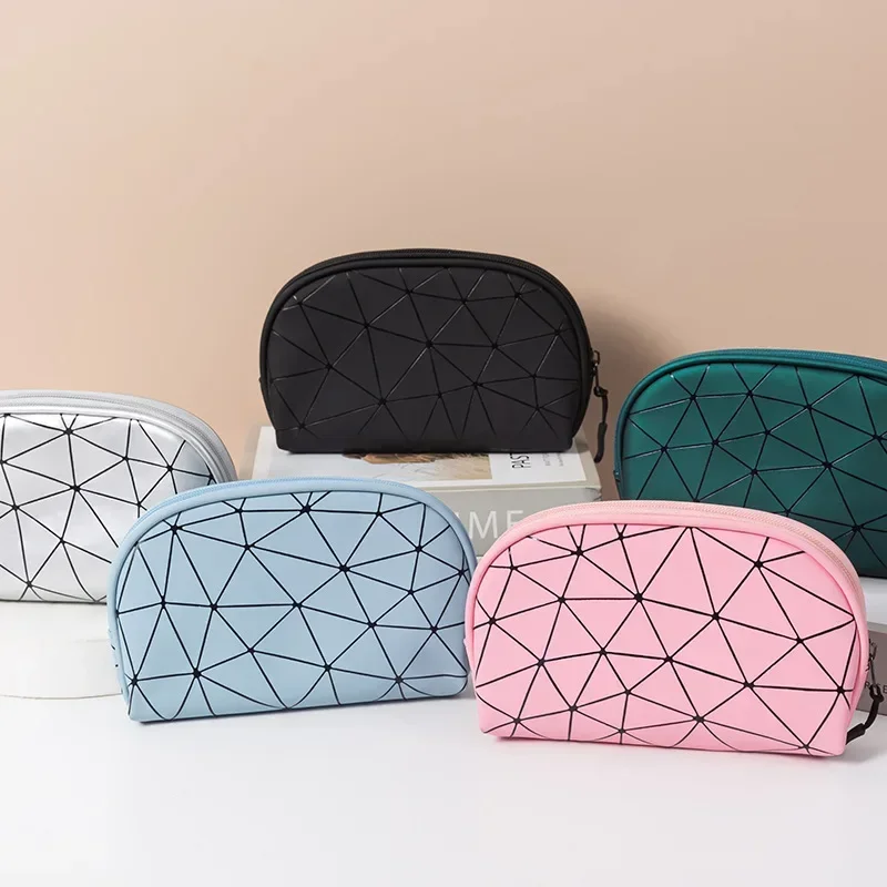 

PU Fashion Toiletry Small Bags For Women Korean Cosmetics Storage Organizer Washbag Bags For Women Travel Cosmetic Shell Bag