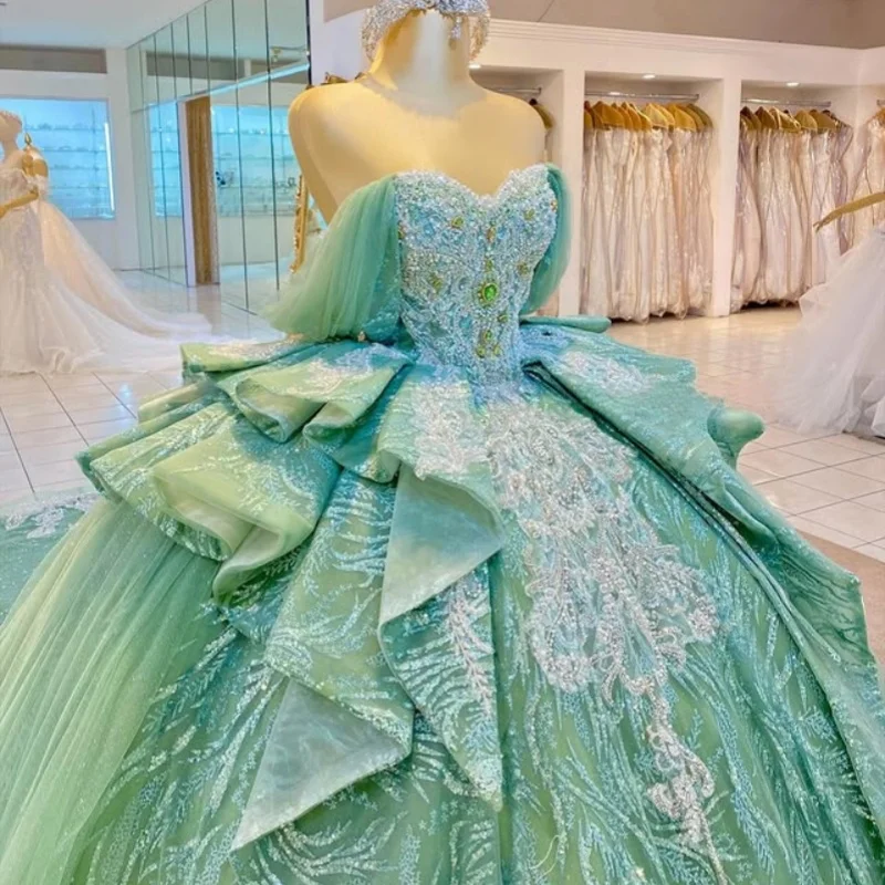 

Customized Shiny mint green Quinceanera Dresses Off the Shoulder Sequin decal Tull layering Long tail Vestido De 15 Quinceanera