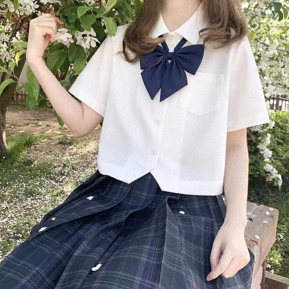 Chemises à manches courtes pour femmes, Style Preppy, mode japonaise, poches, assorties avec tout, courtes, Slim, douces et fraîches, pour étudiants, Streetwear Chic d'été