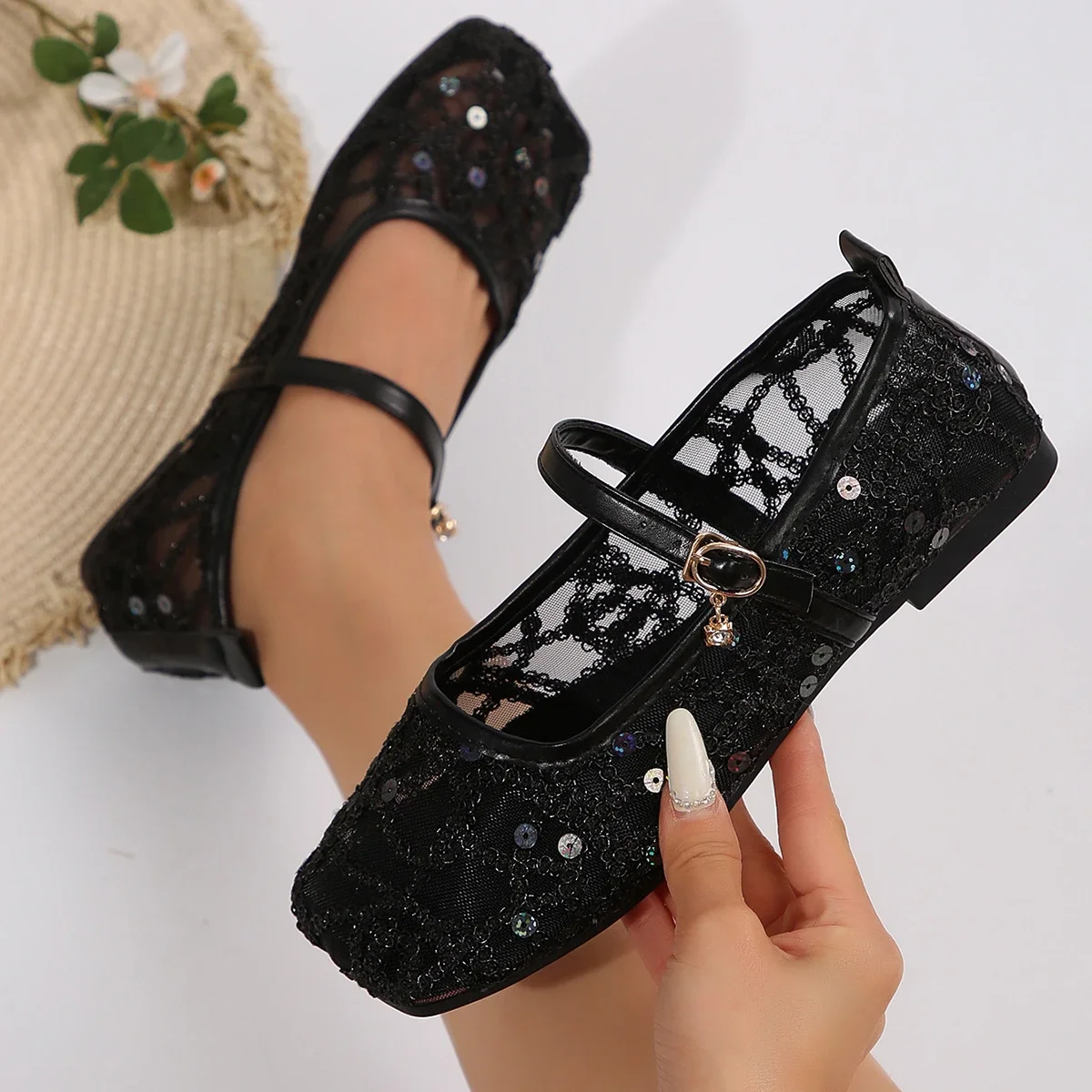 

Женские сандалии на плоской подошве, летние балетки, лоферы, новинка 2023 года, модные женские туфли без шнуровки с бантом, милые полые сандалии на плоской подошве, женские