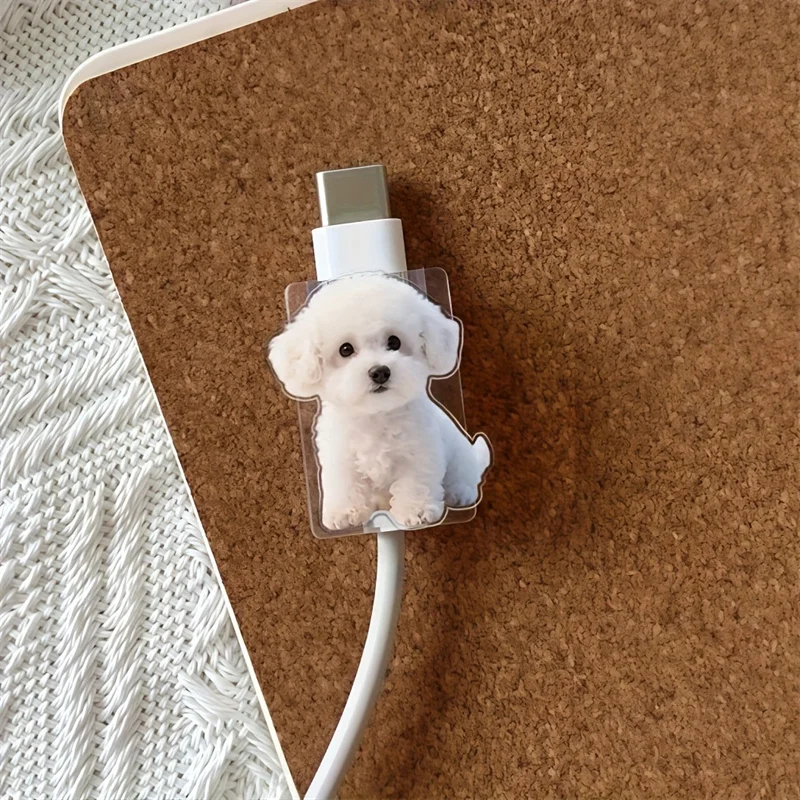 2D Flat 2pcs Cute White Dog Stylish Data Cable Protector Playful Design Connector Cover For iPhone / Type-C Charging Interface